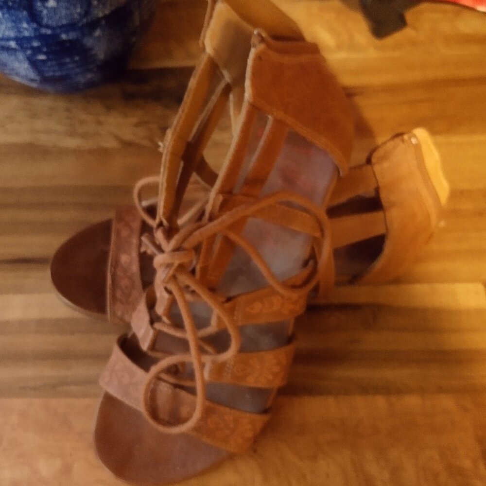 Women's brown lollipop sandals